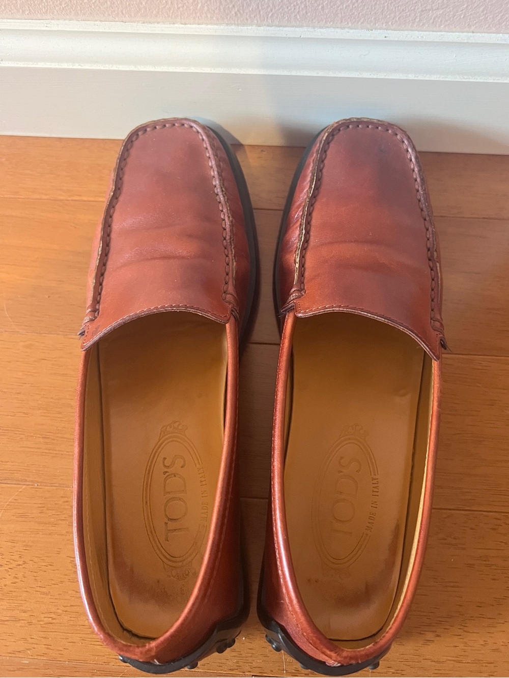 Tod’s leather driving loafers made in Italy